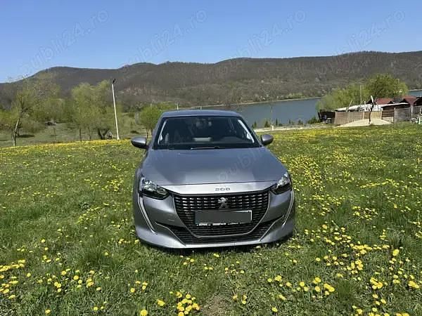 Gri Utilizat 2021 Peugeot 208 GT-line Hatchback | 9.800 EUR (Preț OK) - Imagine 1/4