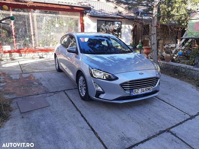 Culoaregri Utilizat 2020 Ford Focus Titanium Berlinǎ | 12.000 EUR (Preț OK) - Imagine 1/4