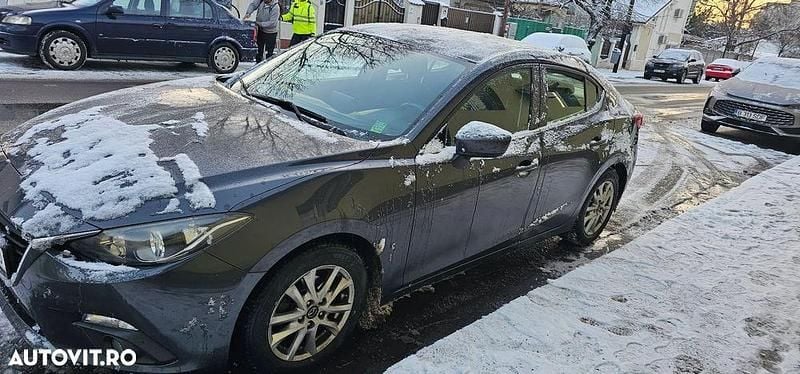 Second-hand Mazda 3 100 CP (73 kW) 2015 Culoaregri Hatchback