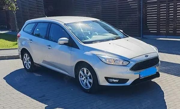 Gri Utilizat 2015 Ford Focus Break | 4.999 EUR (Preț OK) - Imagine 1/4