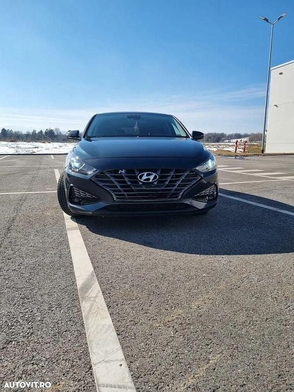 Albastru Utilizat 2021 Hyundai i30 Hatchback | 17.550 EUR (Scump) - Imagine 1/4