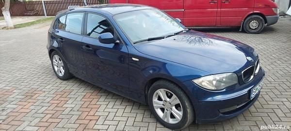 Albastru Utilizat 2011 BMW 118 Hatchback | 5.950 EUR - Imagine 1/4