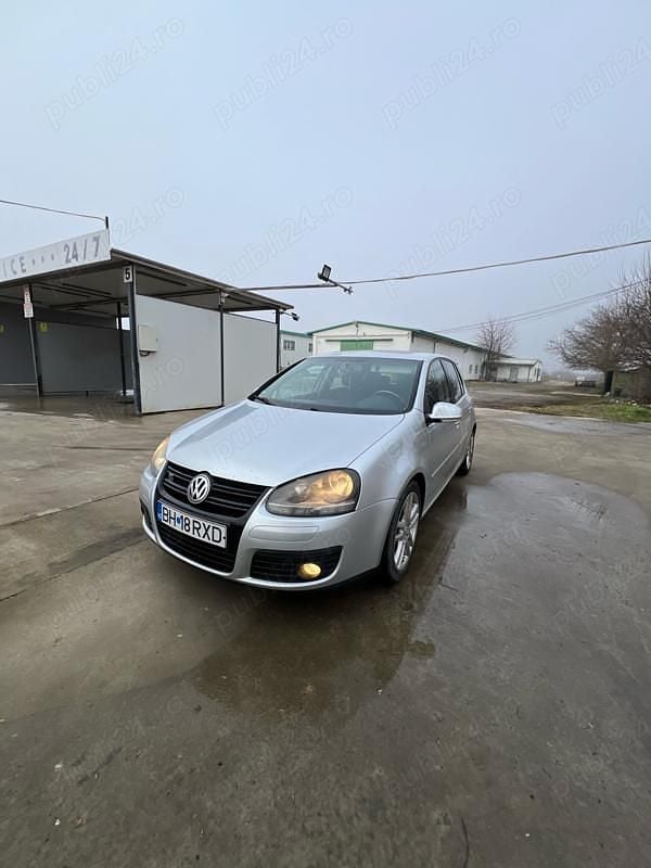 Gri Utilizat 2008 VW Golf V GT Berlinǎ | 2.900 EUR - Imagine 1/4