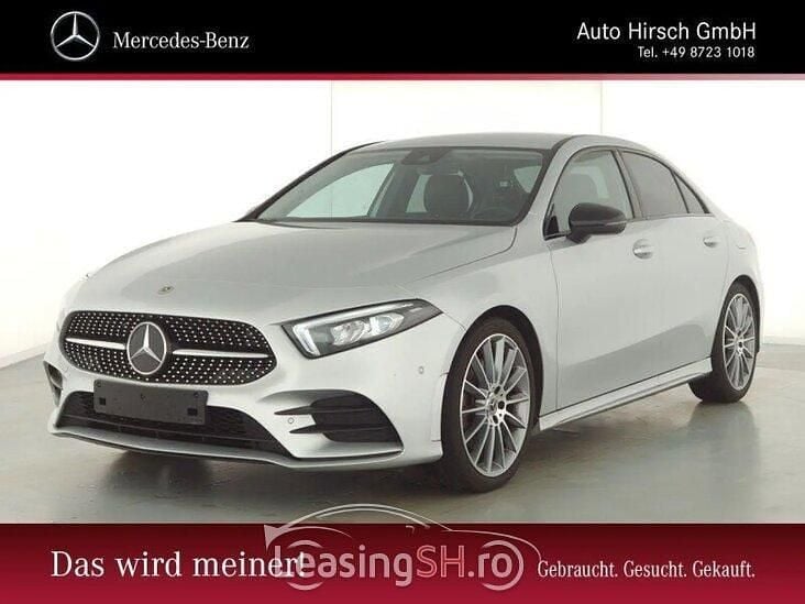 Argintiu Utilizat 2022 Mercedes 250 AMG Berlinǎ | 38.269 EUR - Imagine 1/4