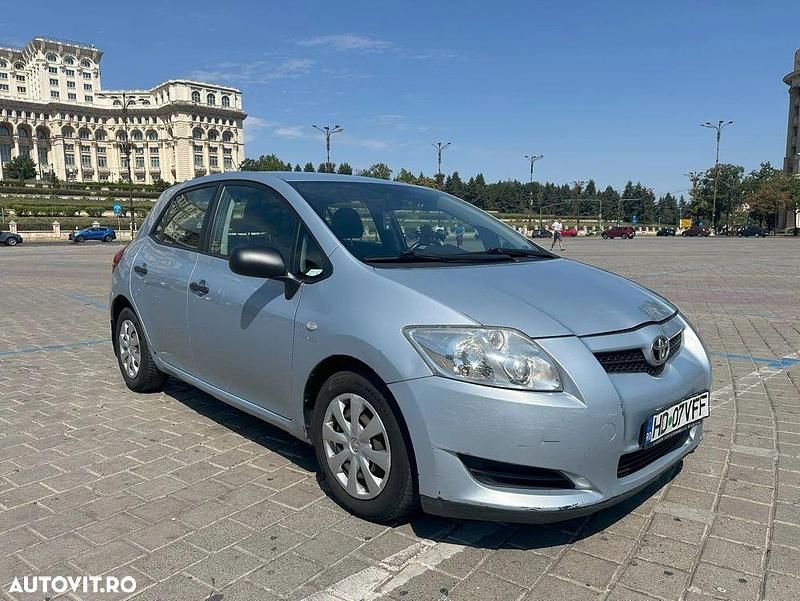Albastru Utilizat 2007 Toyota Auris Terra Hatchback | 3.300 EUR (Preț OK) - Imagine 1/4