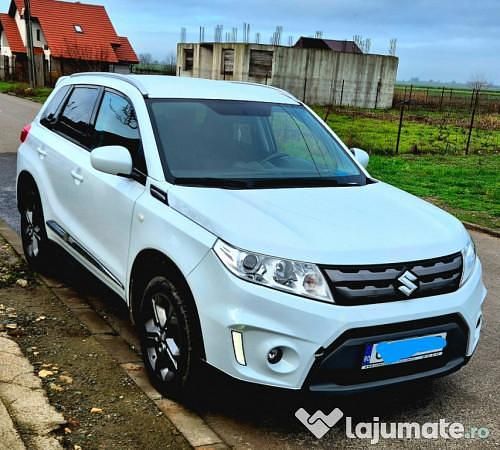 Alb Second-hand 2016 Suzuki Vitara SUV | 9.800 EUR (Preț OK) - Imagine 1/4