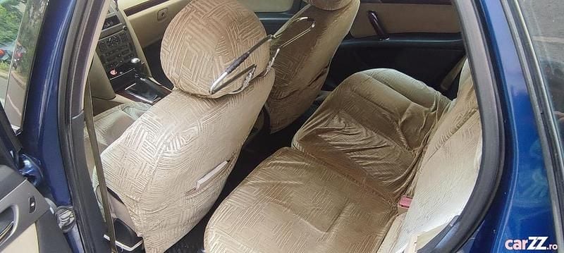 Second-hand Peugeot 407 136 CP (100 kW) 2005 Albastru marin Break