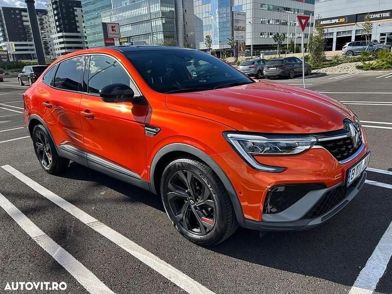 Culoareportocaliu Utilizat 2022 Renault Arkana RS Line SUV | 22.900 EUR (Preț OK) - Imagine 1/4