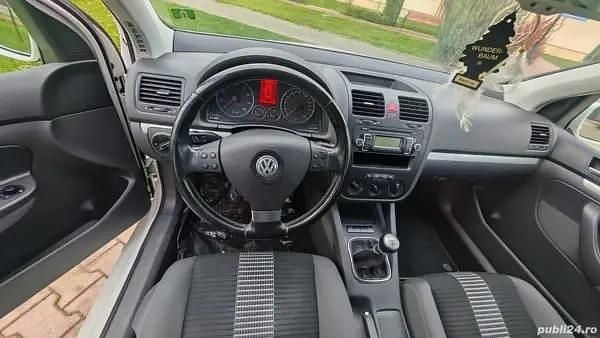 Utilizat 2009 VW Golf VI Coupe | 2.350 EUR (Super Preț) - Imagine 1/4
