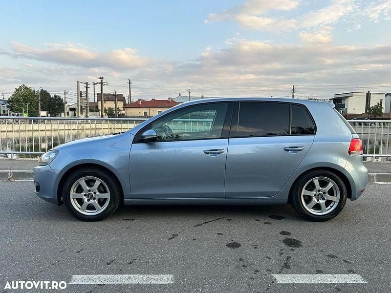 Second-hand VW Golf VI Comfortline 105 CP (77 kW) 2010 Culoarealbastru Hatchback