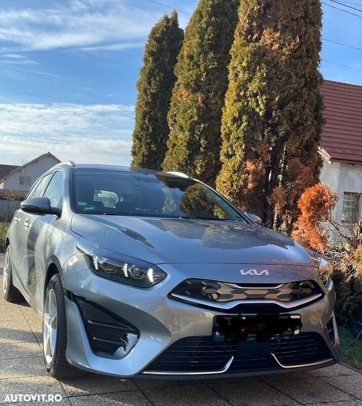 Gri Utilizat 2022 Kia Ceed Sportswagon Vision Break | 19.900 EUR - Imagine 1/4