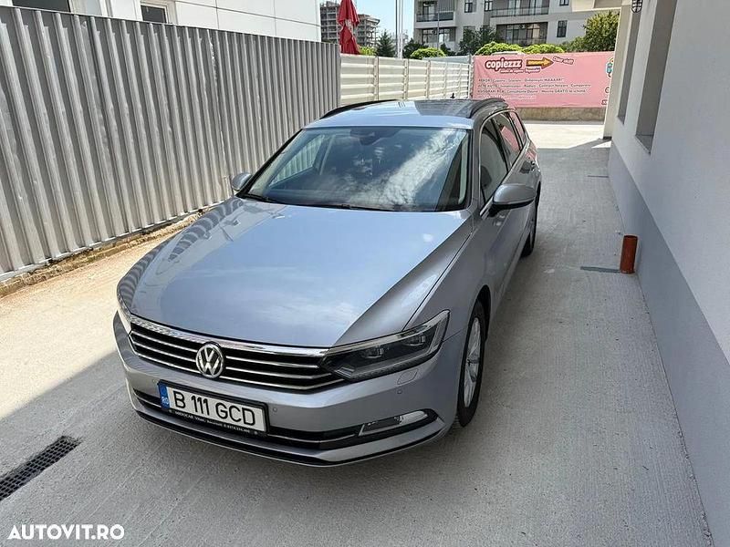 Gri Utilizat 2019 VW Passat Comfortline Break | 15.190 EUR (Preț OK) - Imagine 1/4
