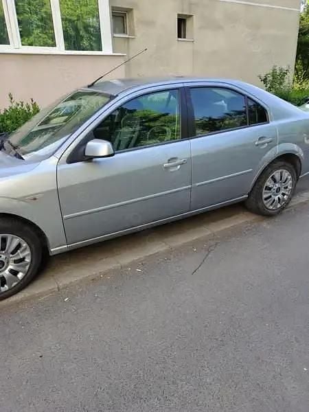Second-hand Ford Mondeo 115 CP (84 kW) 2006 Hatchback