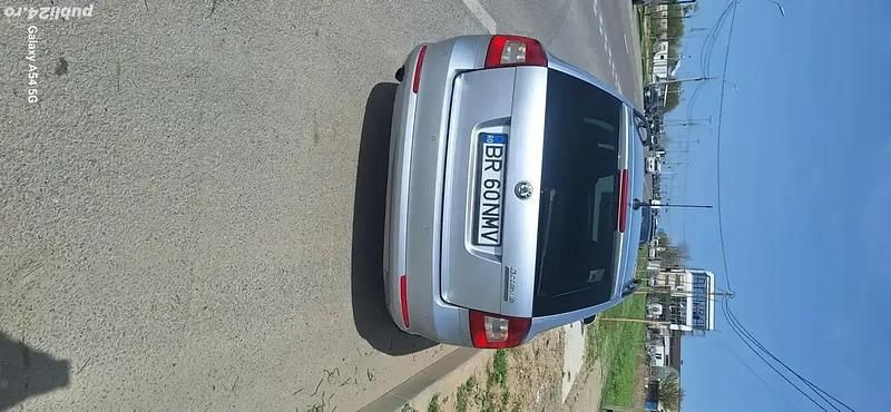 Second-hand Skoda Octavia 105 CP (77 kW) 2010 Berlinǎ