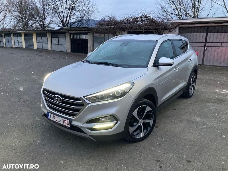 Second-hand Hyundai Tucson Premium 185 CP (136 kW) 2017 Culoarealbastru SUV