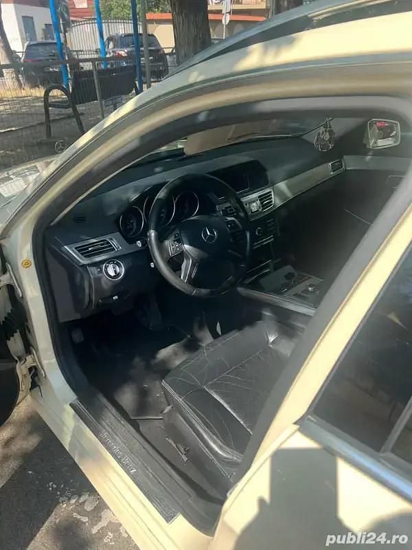 Utilizat 2015 Mercedes E200 Break | 7.300 EUR - Imagine 1/3