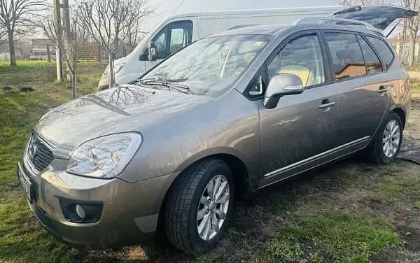 Second-hand Kia Carens 137 CP (100 kW) 2012 Monovolum