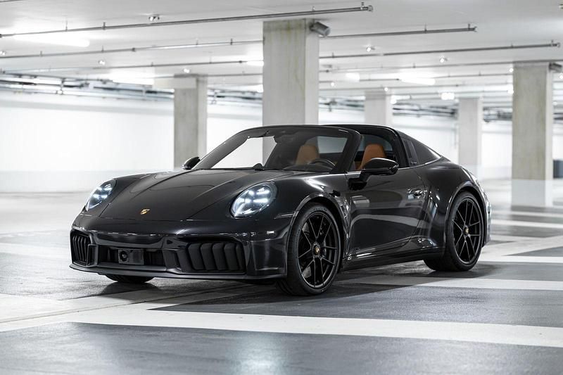 Nouă 2025 Porsche 992 | 244.556 EUR - Imagine 1/1