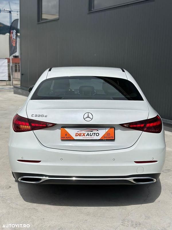Second-hand Mercedes C220 Avantgarde 200 CP (147 kW) 2021 Culoarealb Berlinǎ