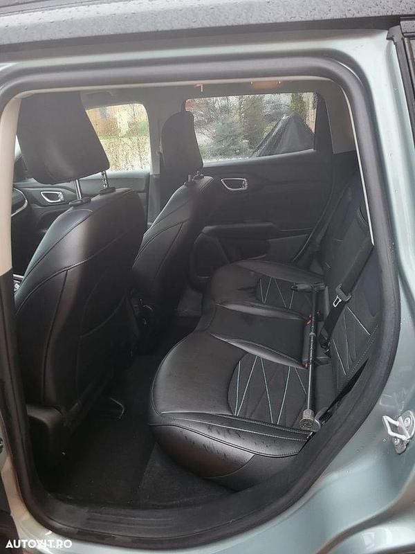 Second-hand Jeep Compass Limited 130 CP (95 kW) 2023 Culoarealte culori SUV