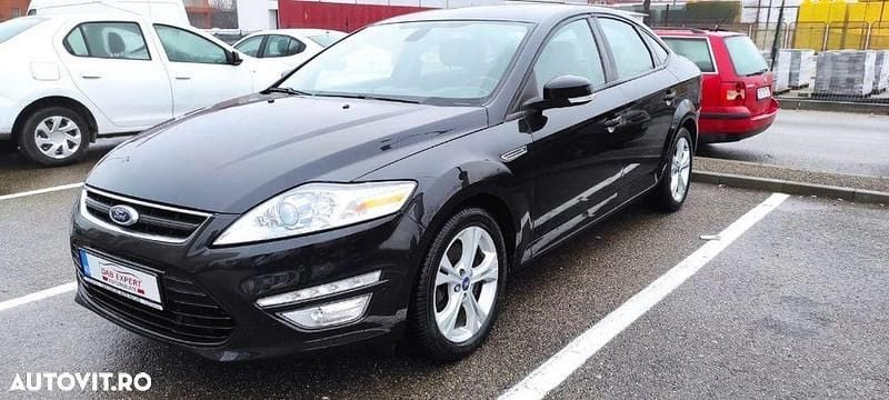 Second-hand Ford Mondeo Business Edition 140 CP (102 kW) 2014 Negru Berlinǎ