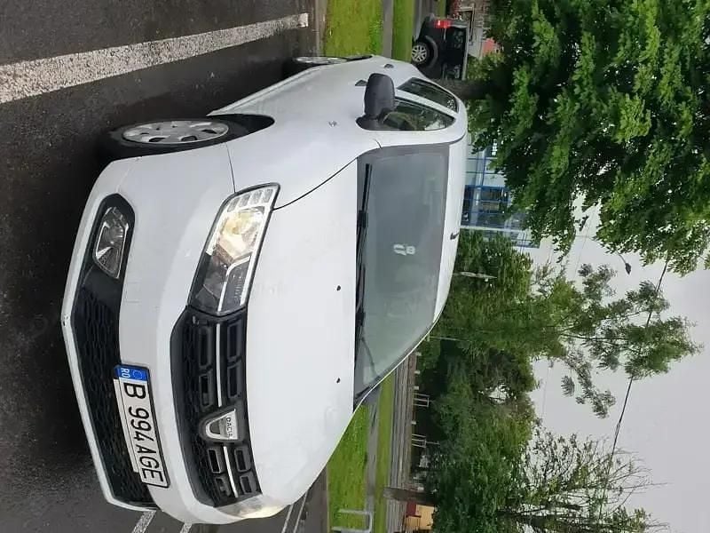 Utilizat 2018 Dacia Logan Berlinǎ | 5.650 EUR (Preț bun) - Imagine 1/4