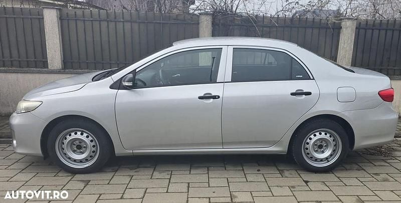 Second-hand Toyota Corolla Luna 132 CP (97 kW) 2011 Culoaregri Berlinǎ