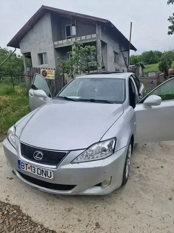 Gri Utilizat 2007 Lexus IS220d Berlinǎ | 2.700 EUR - Imagine 1/3