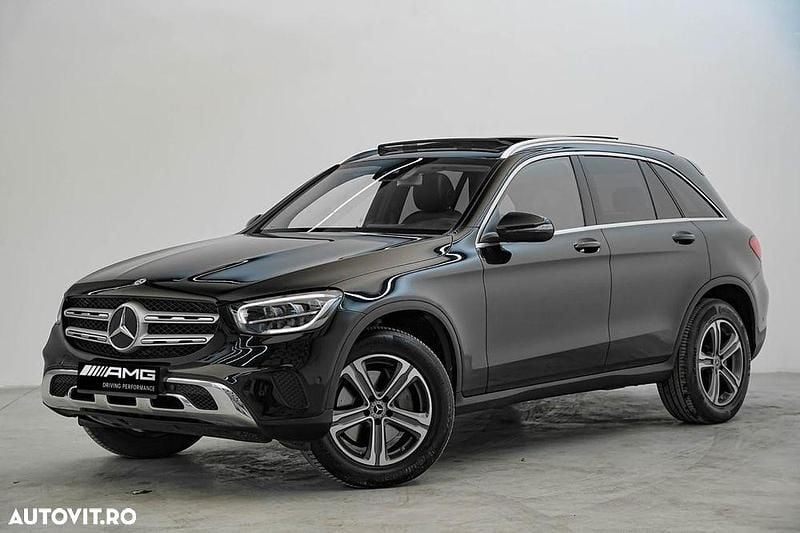 Culoarenegru Second-hand 2021 Mercedes GLC220 Exclusive SUV | 25.750 EUR (Super Preț) - Imagine 1/4