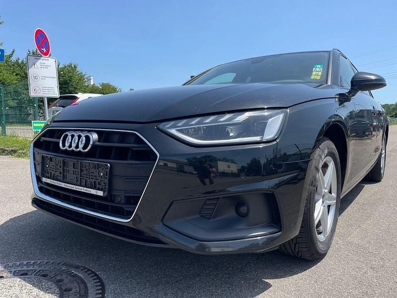 Utilizat 2021 Audi A4 Sport Break | 24.674 EUR (Puțin scump) - Imagine 1/1