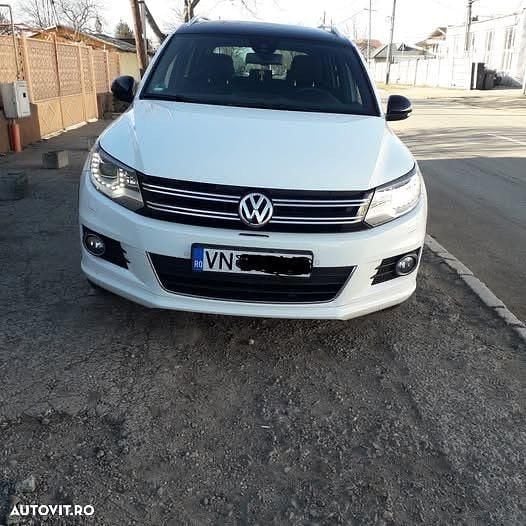 Culoarealb Utilizat 2016 VW Tiguan SUV | 16.500 EUR (Preț bun) - Imagine 1/4