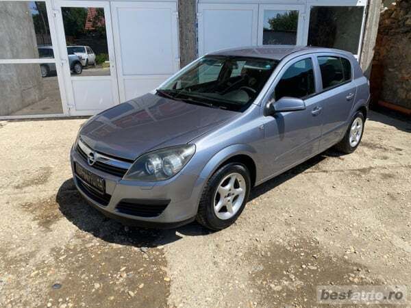 Second-hand Opel Astra Edition 90 CP (66 kW) 2006 Gri Berlinǎ