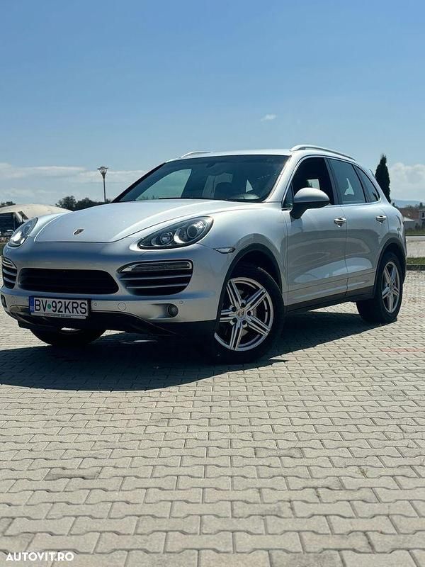 Culoaregri Utilizat 2011 Porsche Cayenne Platinum Edition SUV | 13.000 EUR (Super Preț) - Imagine 1/4