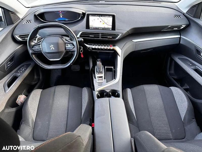 Second-hand Peugeot 3008 Allure 130 CP (95 kW) 2019 Culoarealb SUV