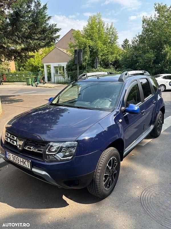 Albastru Utilizat 2017 Dacia Duster Prestige SUV | 7.850 EUR (Preț bun) - Imagine 1/4