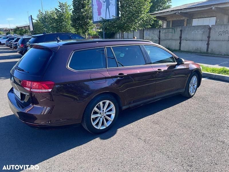 Second-hand VW Passat Comfortline 150 CP (110 kW) 2016 Culoarerosu Break