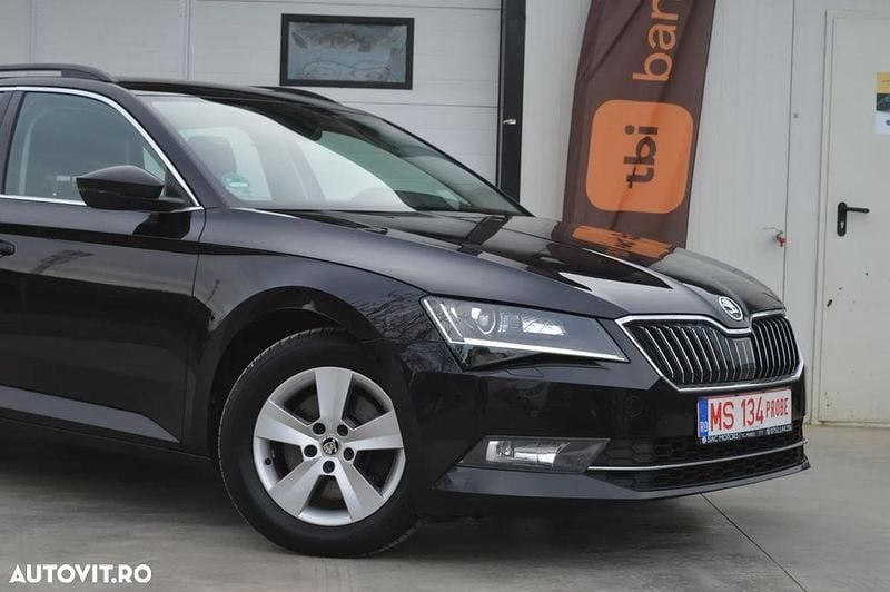 Second-hand Skoda Superb Ambition 150 CP (110 kW) 2017 Culoarenegru Break