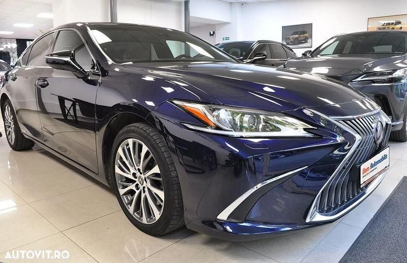 Second-hand Lexus ES300H Executive Line 218 CP (160 kW) 2020 Culoarealbastru Berlinǎ