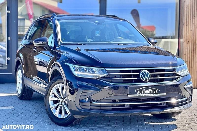 Culoarenegru Utilizat 2021 VW Tiguan Life SUV | 23.990 EUR (Preț OK) - Imagine 1/4