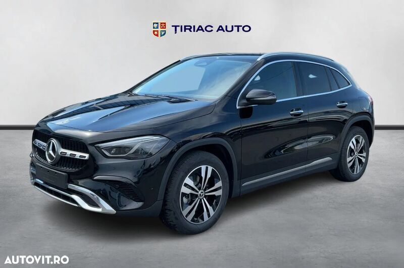 Negru Nouă 2024 Mercedes GLA200 SUV | 46.221 EUR - Imagine 1/4