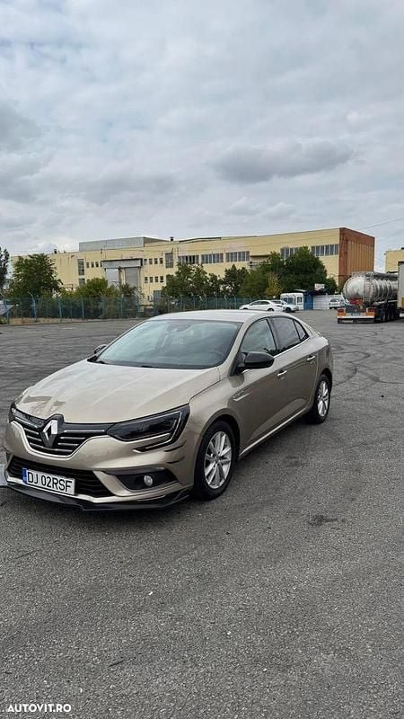 Culoaremaro Utilizat 2017 Renault Mégane IV Intens Break | 9.499 EUR (Puțin scump) - Imagine 1/4
