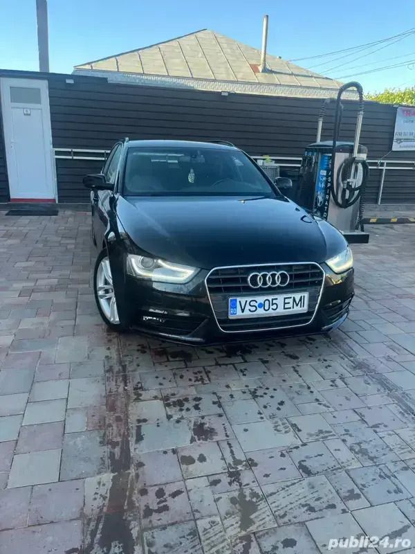 Negru Utilizat 2014 Audi A4 S-Line Break | 10.300 EUR (Preț OK) - Imagine 1/4