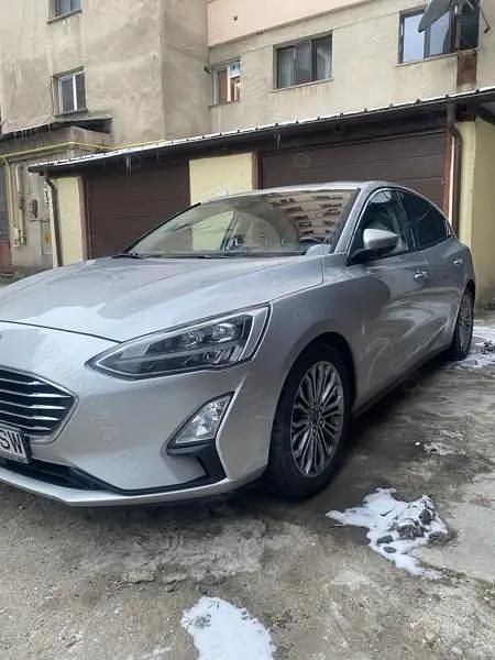 Second-hand Ford Focus Trend 125 CP (91 kW) 2018 Argintiu Berlinǎ