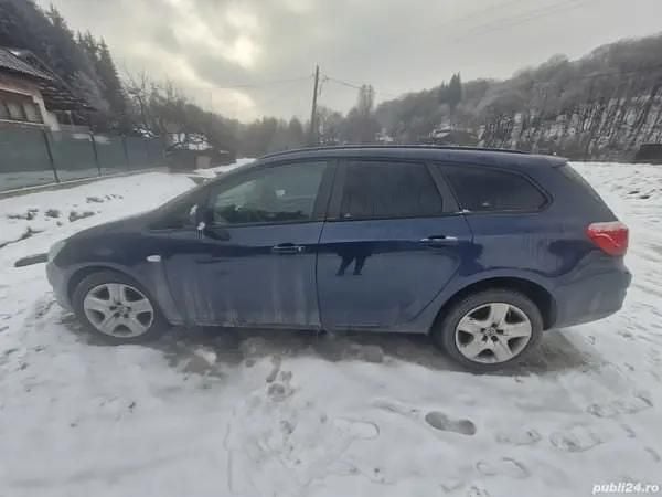 Second-hand Opel Astra 160 CP (117 kW) 2011