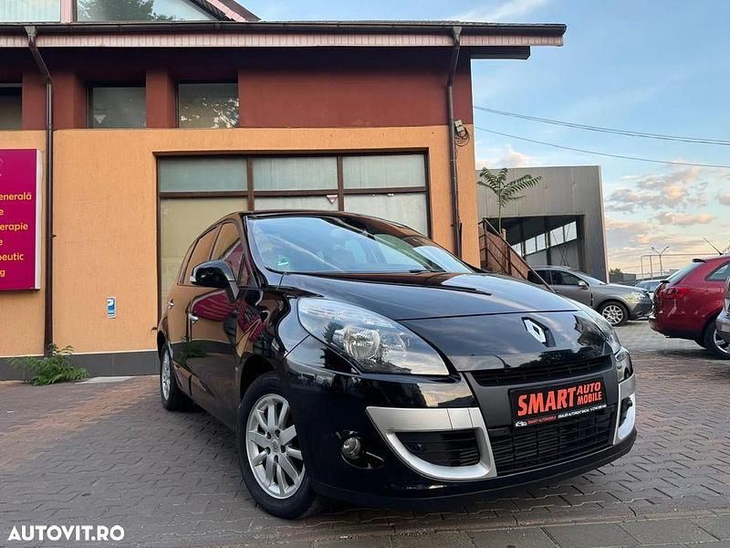 Culoarenegru Utilizat 2011 Renault Scénic III Monovolum | 4.100 EUR (Preț OK) - Imagine 1/4