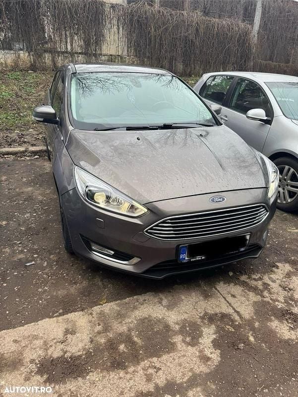 Second-hand Ford Focus 150 CP (110 kW) 2016 Culoaregri Hatchback