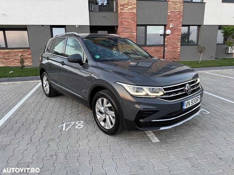 Culoaregri Utilizat 2021 VW Tiguan Elegance SUV | 27.650 EUR (Puțin scump) - Imagine 1/4