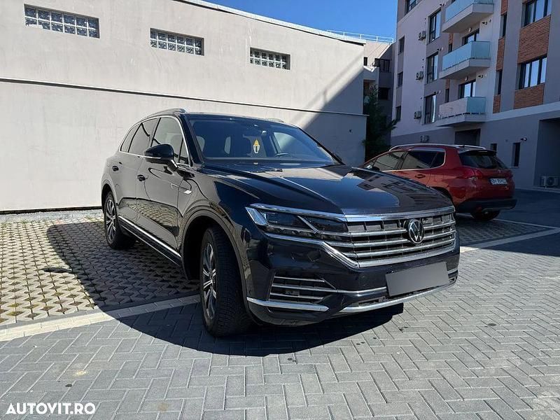 Culoarealbastru Utilizat 2022 VW Touareg Atmosphere SUV | 49.900 EUR (Preț OK) - Imagine 1/4