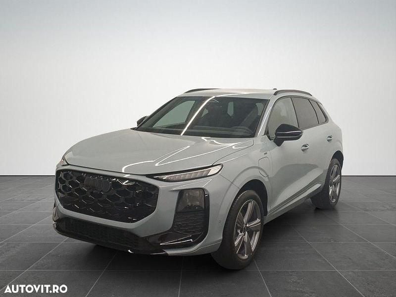 Second-hand Audi Q3 Design 272 CP (200 kW) 2025 Culoaregri SUV