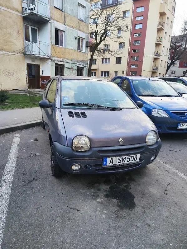 Second-hand Renault Twingo 56 CP (41 kW) 1997 Hatchback